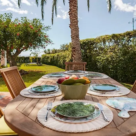 בית נופש Southern Sunny House By An Island