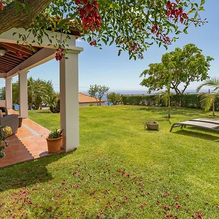 בית נופש Southern Sunny House By An Island *