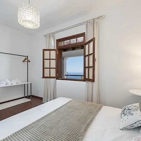 בית נופש Southern Sunny House By An Island *